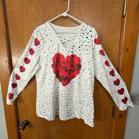White and Red Graphic Blouse with Relaxed Fit - Picture 1 of 6